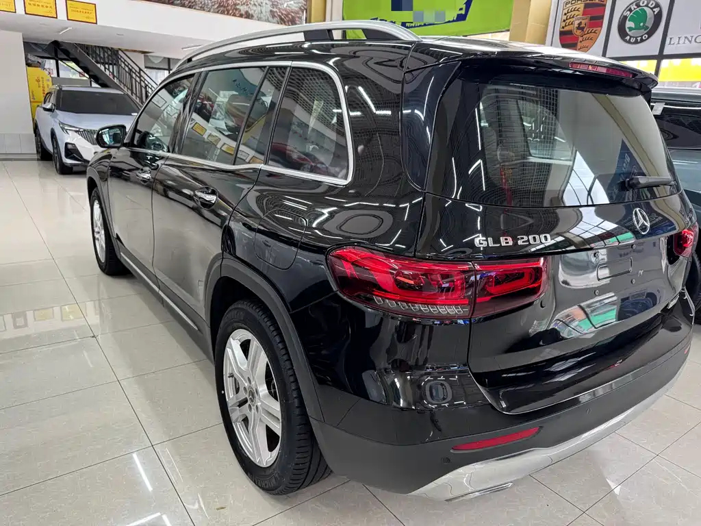 MERCEDES BENZ GLB 2022