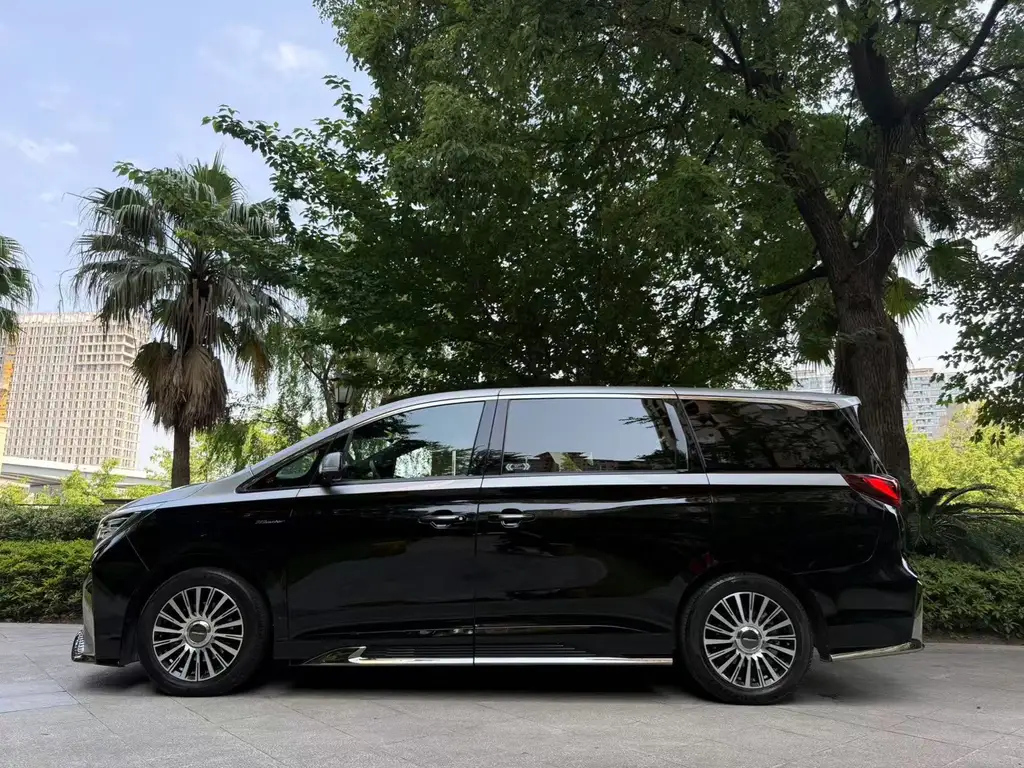 TRUMPCHI M8 2023