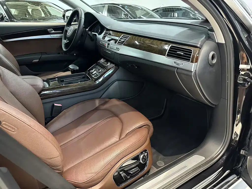 AUDI A8 2013