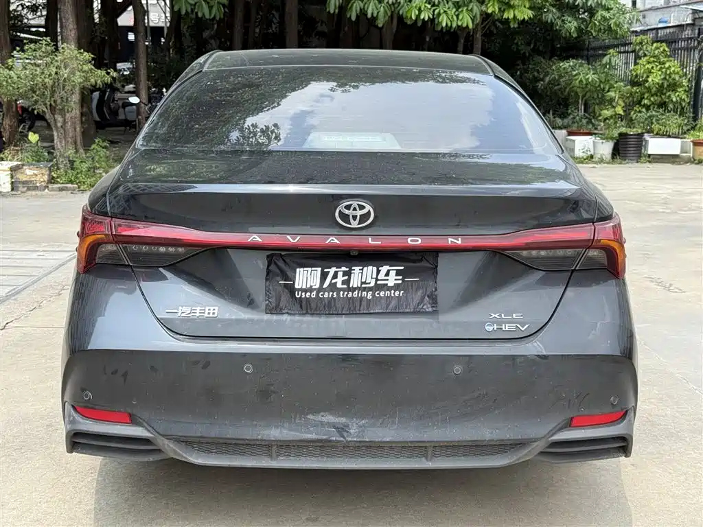 TOYOTA AVALON 2024