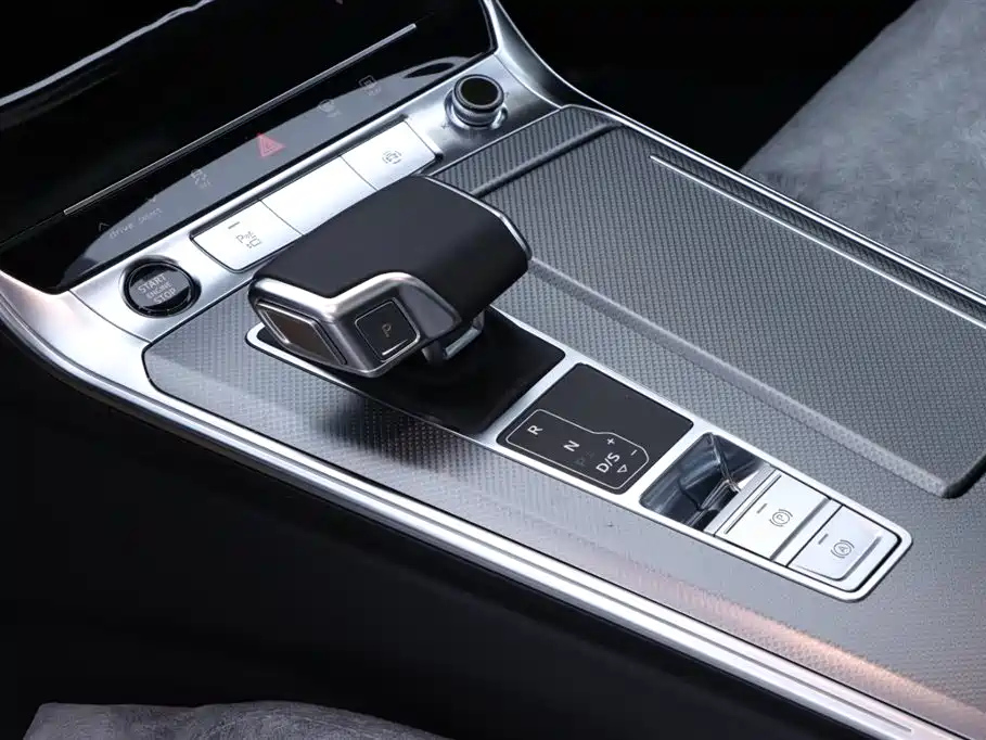 AUDI A6L 2023