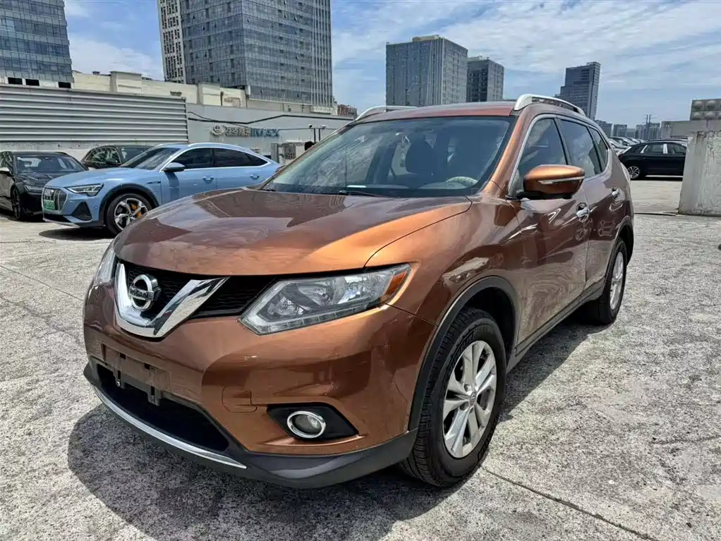 NISSAN X-TRAIL 2014