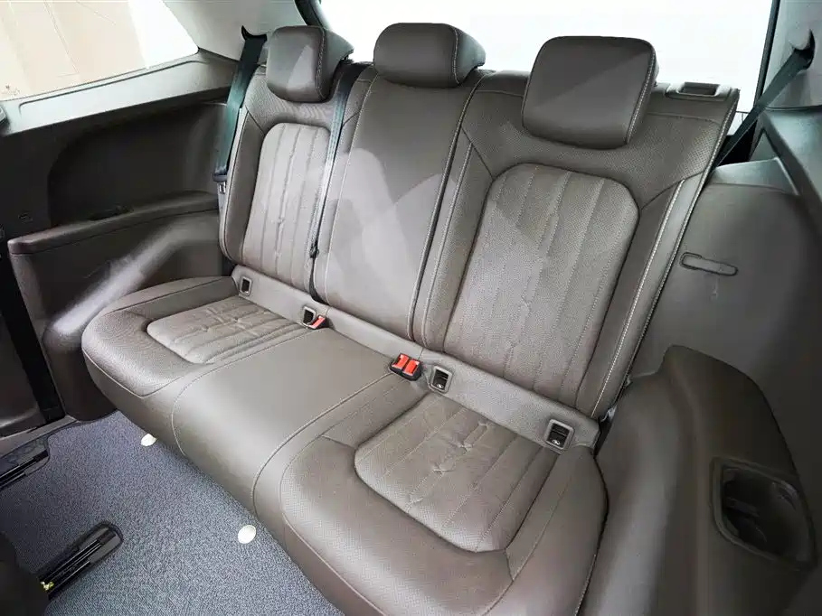 VOLKSWAGEN VILORAN 2020
