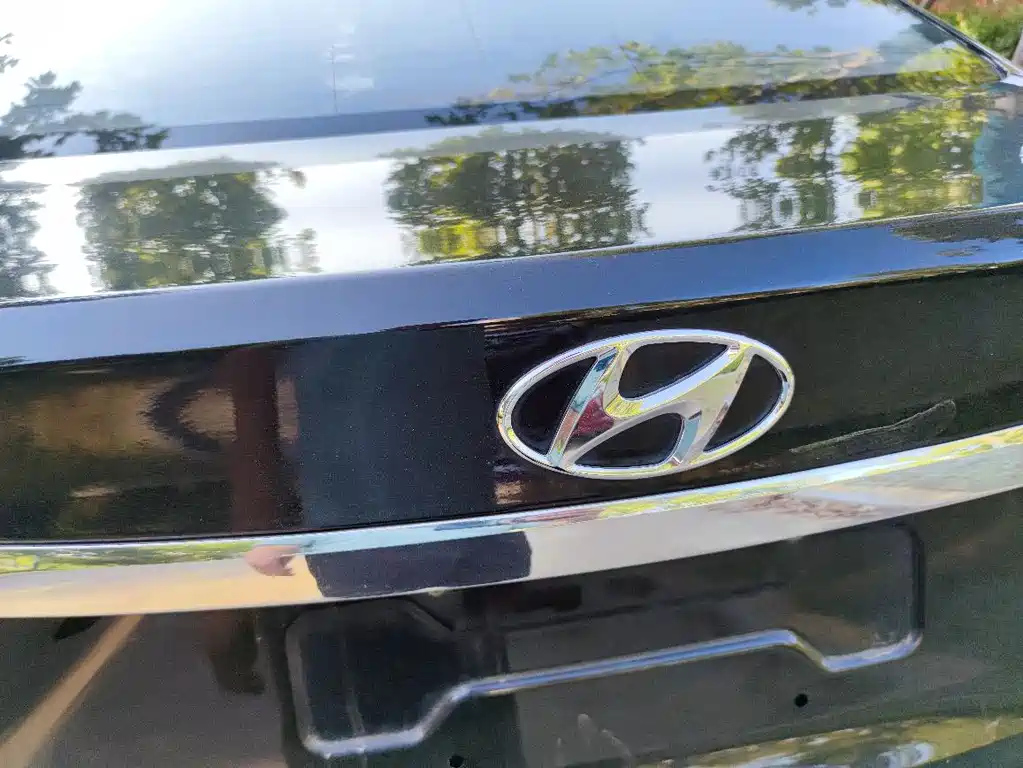 HYUNDAI MISTRA 2015