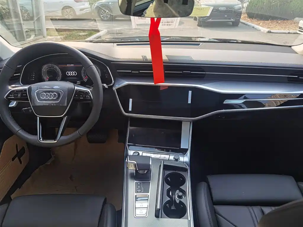 AUDI A7 2024