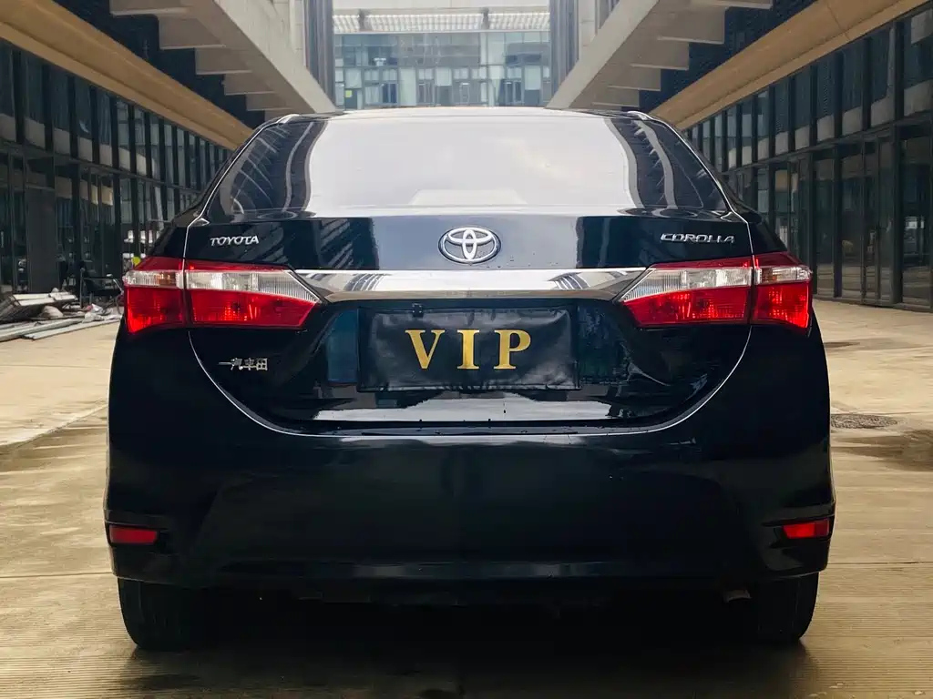 TOYOTA COROLLA 2014