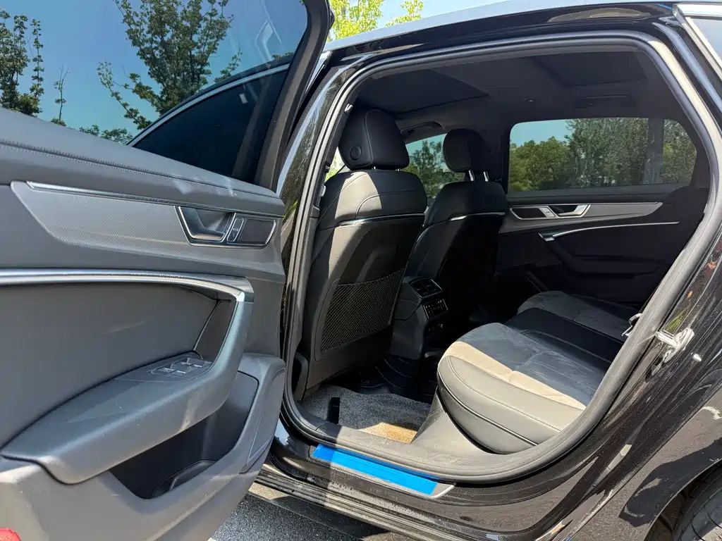 AUDI A6L 2024