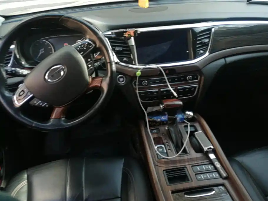 TRUMPCHI GS8 2017
