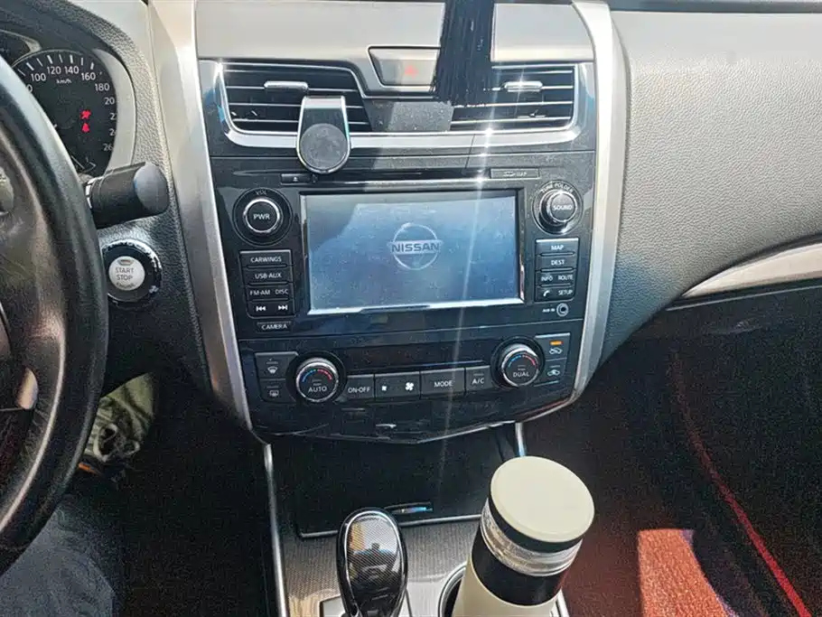 NISSAN TEANA 2014