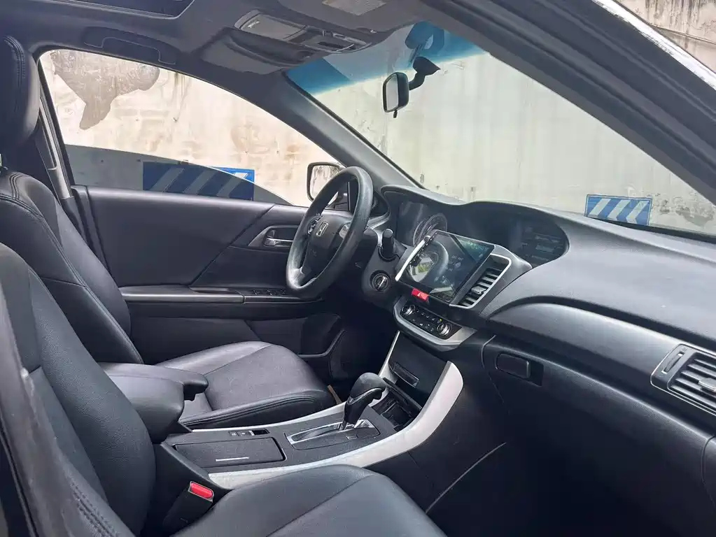 HONDA ACCORD 2015