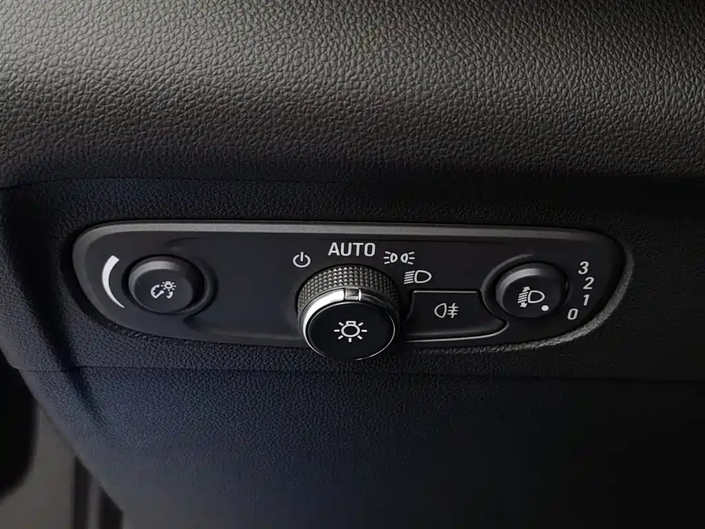 BUICK ENVISION 2022