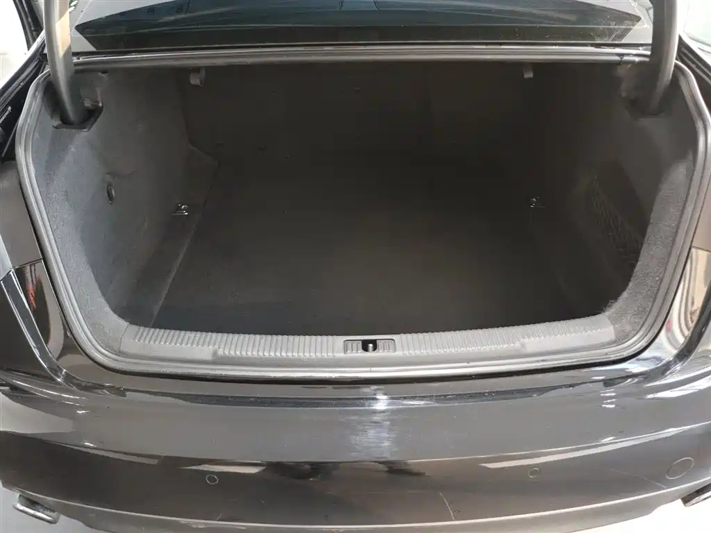 AUDI A6L 2014