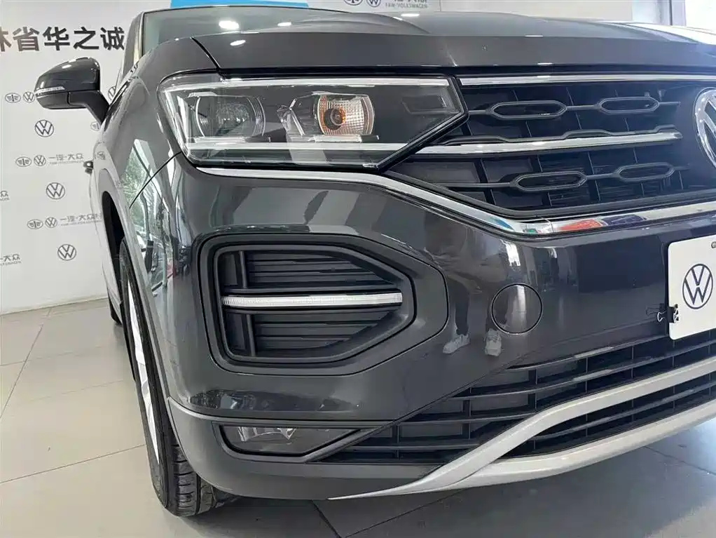 VOLKSWAGEN TAYRON 2021