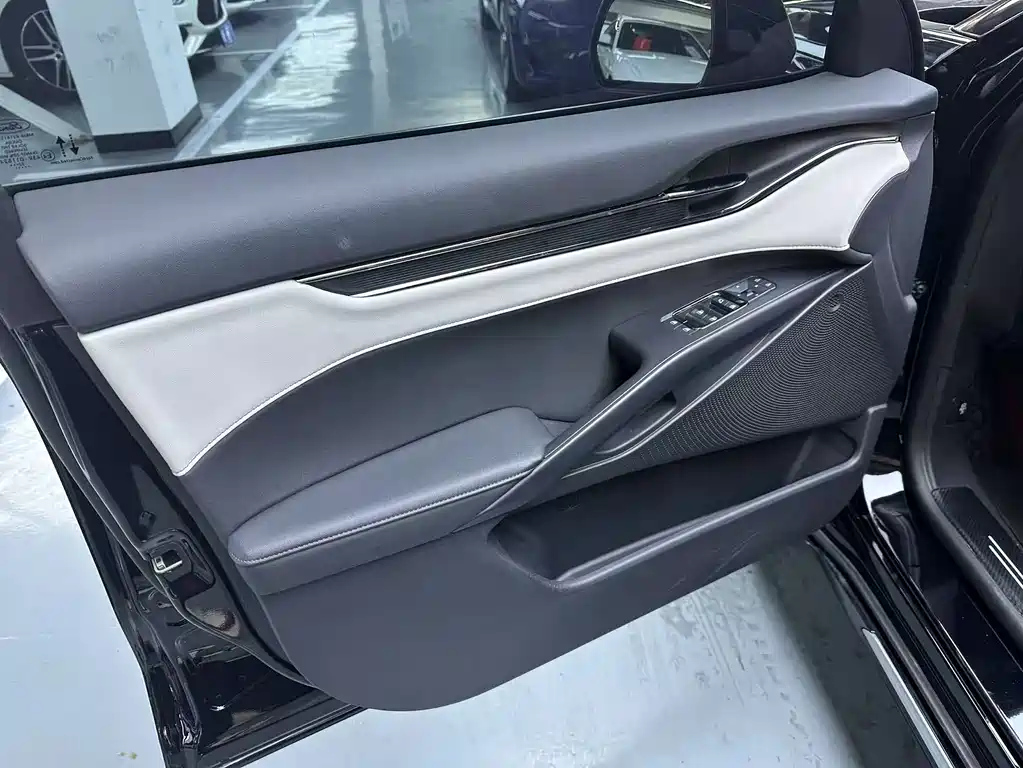 FORD MONDEO 2022