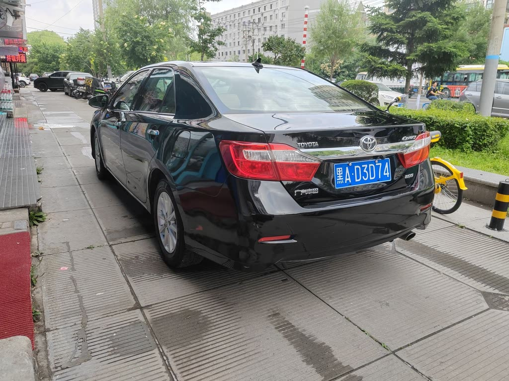 TOYOTA CAMRY 2013