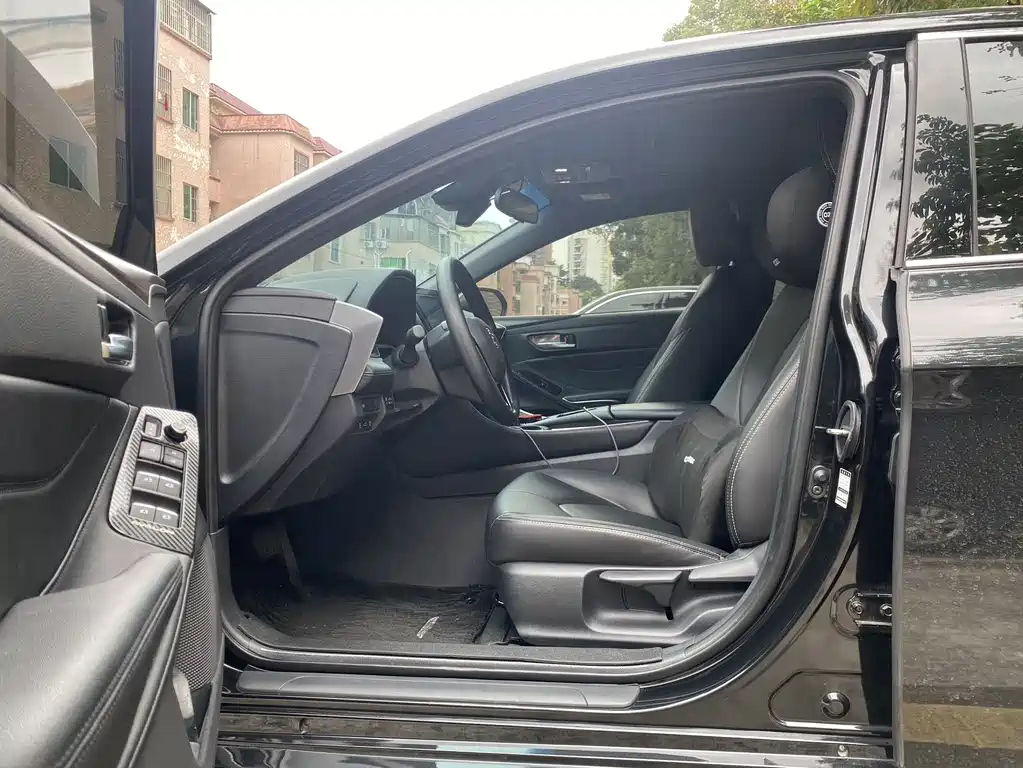 TOYOTA AVALON 2023