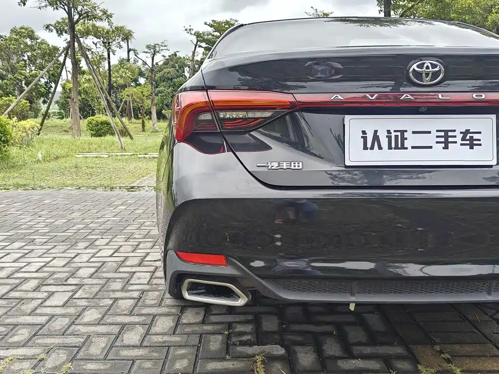 TOYOTA AVALON 2019