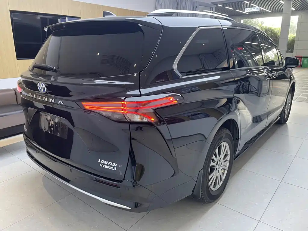 TOYOTA SIENNA SIENNA 2023