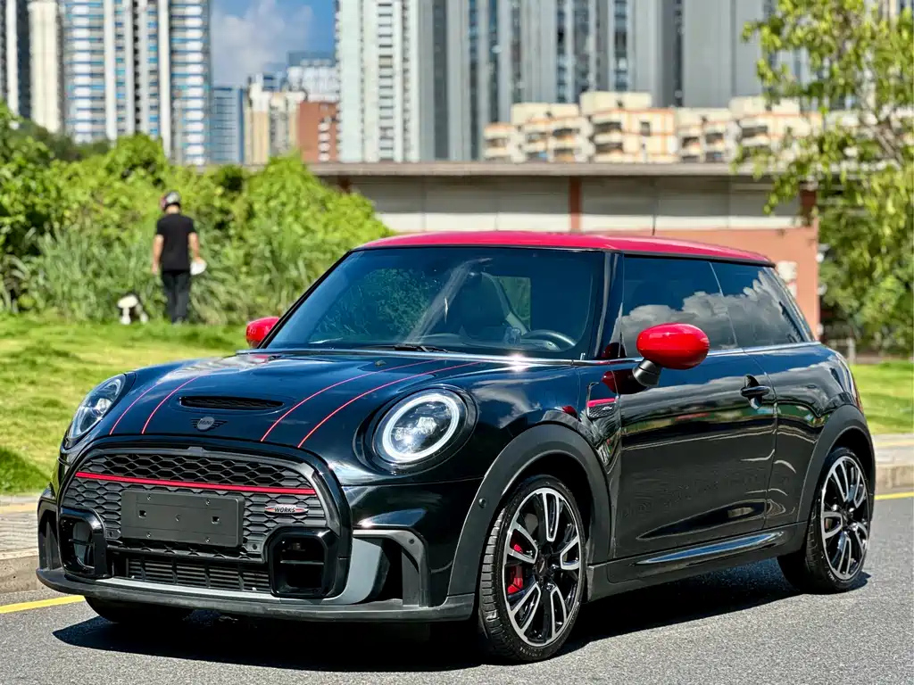 MINI JCW 2022