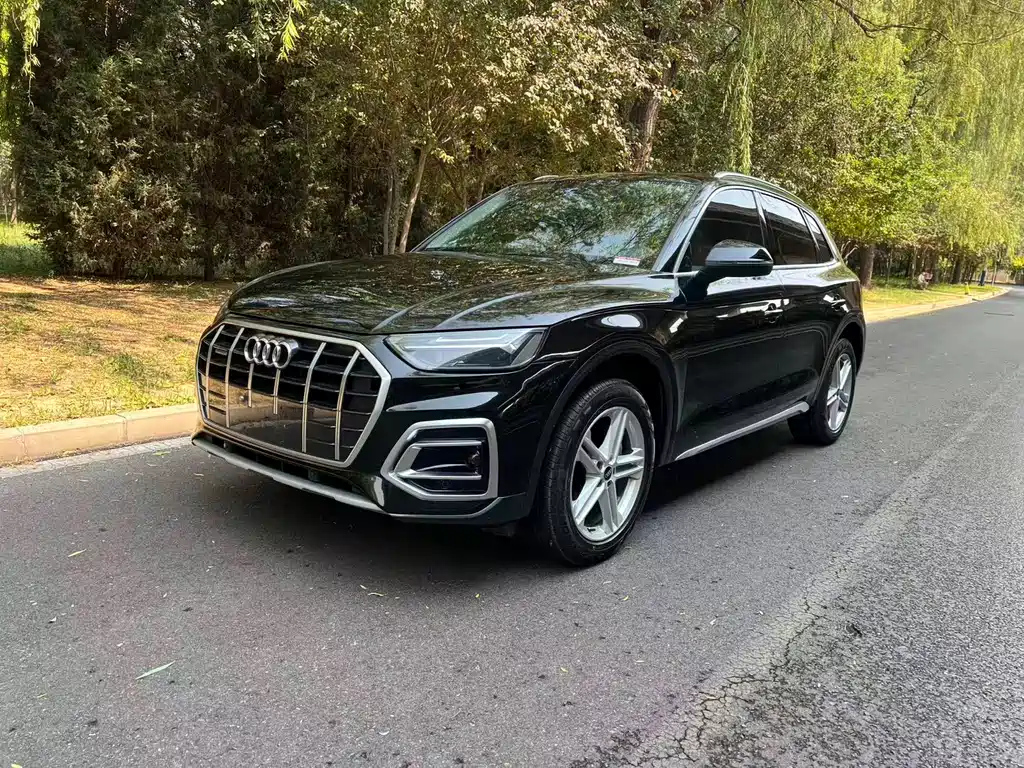 AUDI Q5L 2022