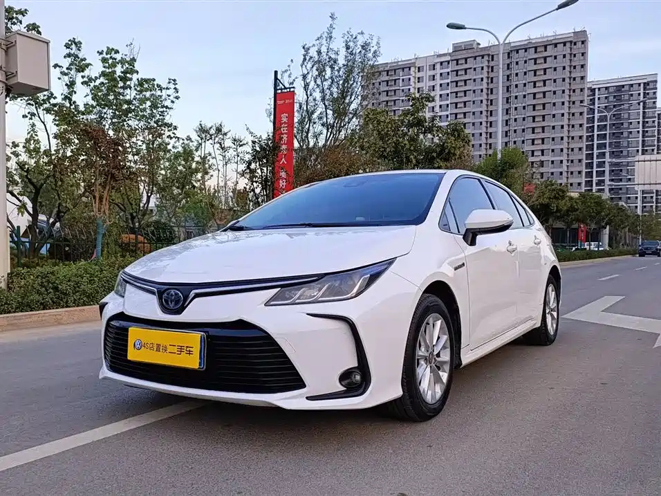 TOYOTA COROLLA 2019