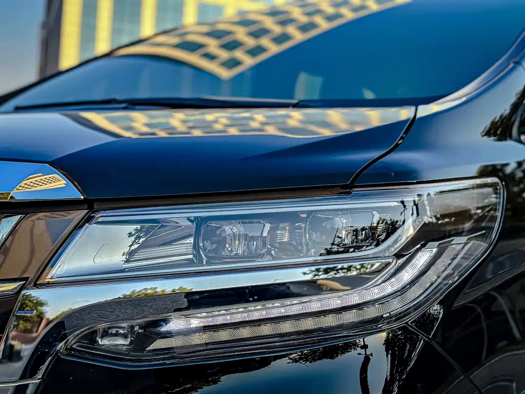 TOYOTA ALPHARD 2019