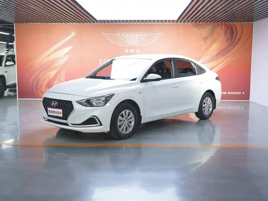 HYUNDAI CELESTA 2020