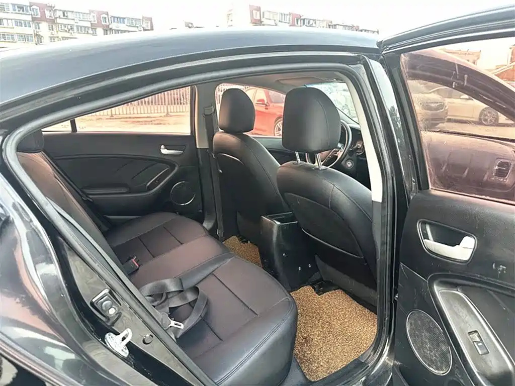 KIA K3 2013