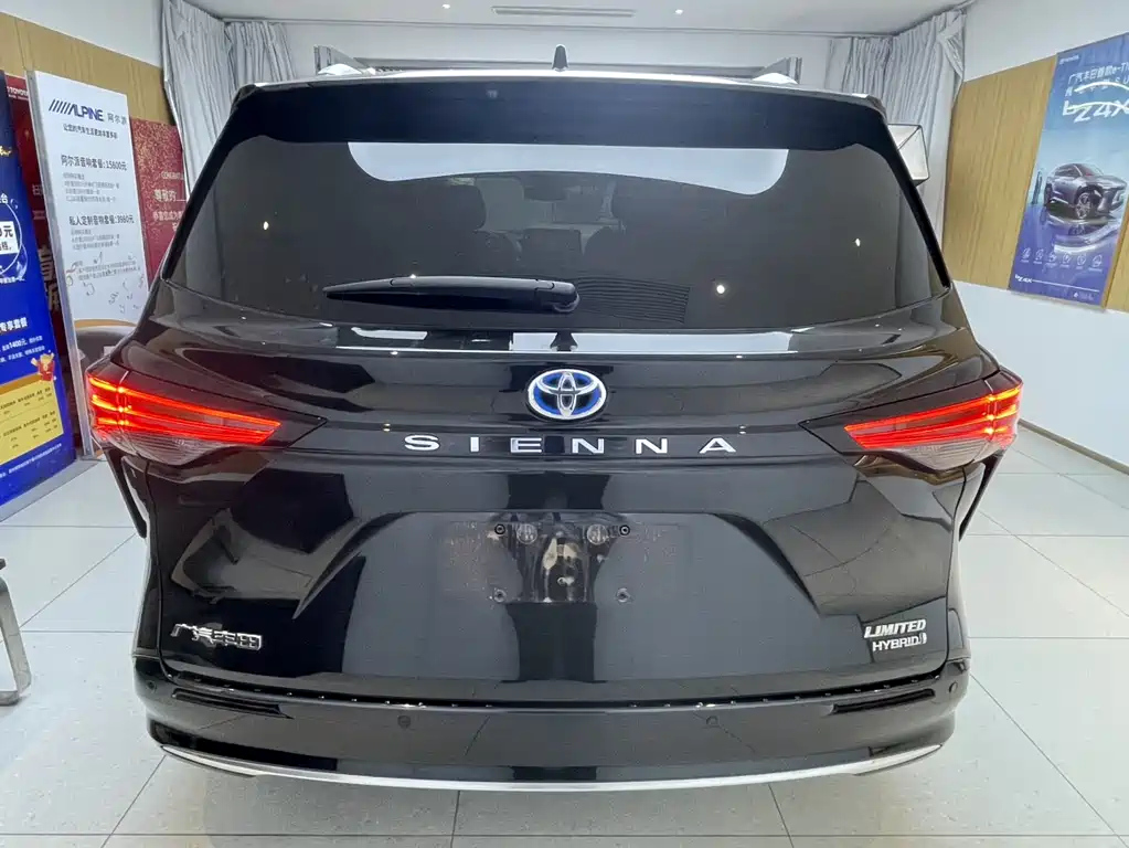 TOYOTA SIENNA SIENNA 2023