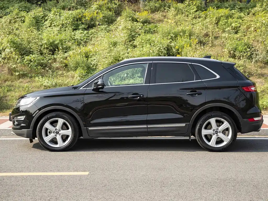 LINCOLN MKC 2018