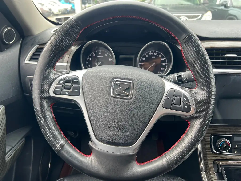ZOTYE T600 2015