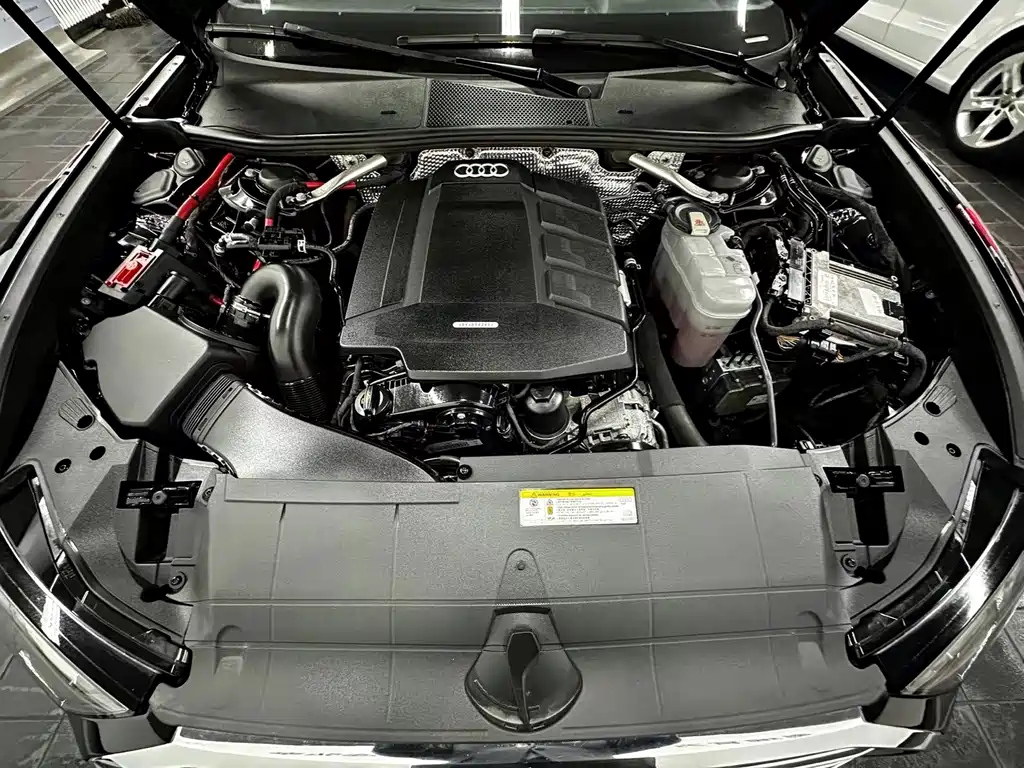 AUDI A6L 2020