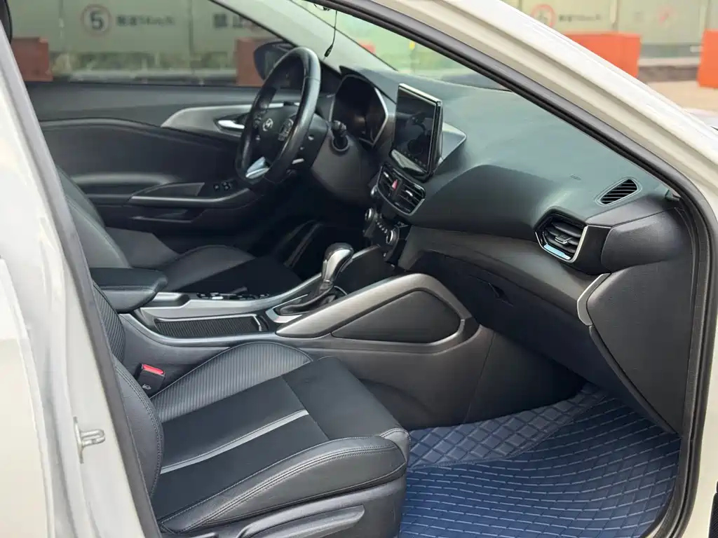 HYUNDAI LAFESTA 2019