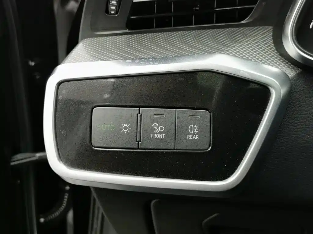 AUDI A6L 2019
