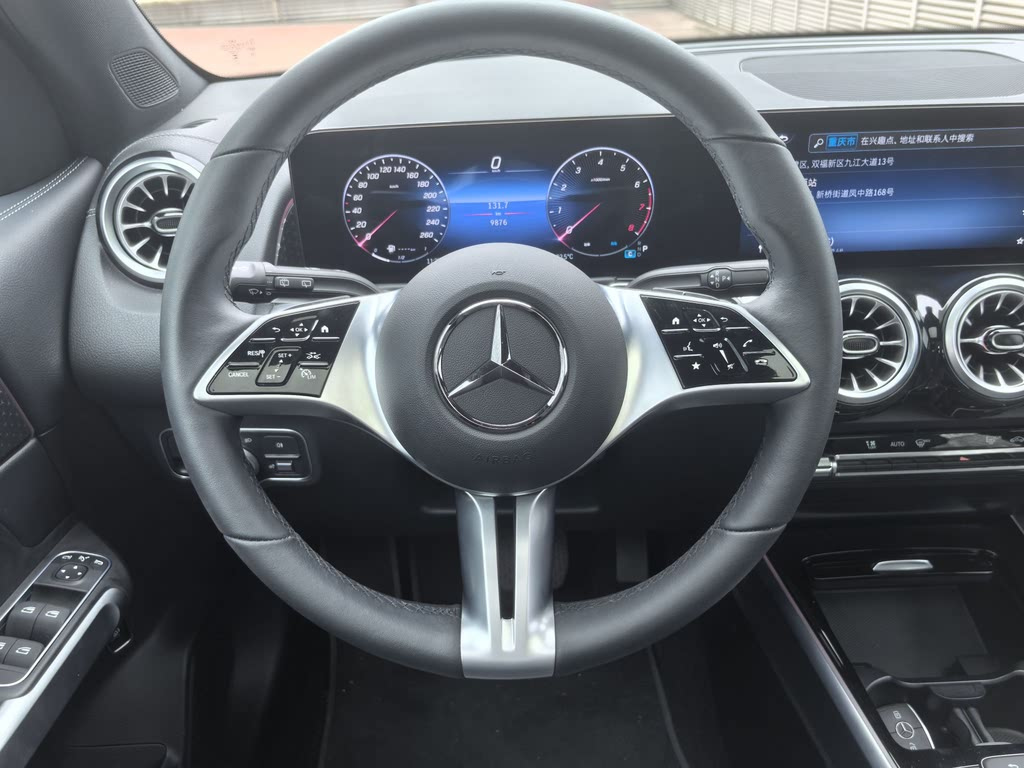 MERCEDES BENZ GLB 2024