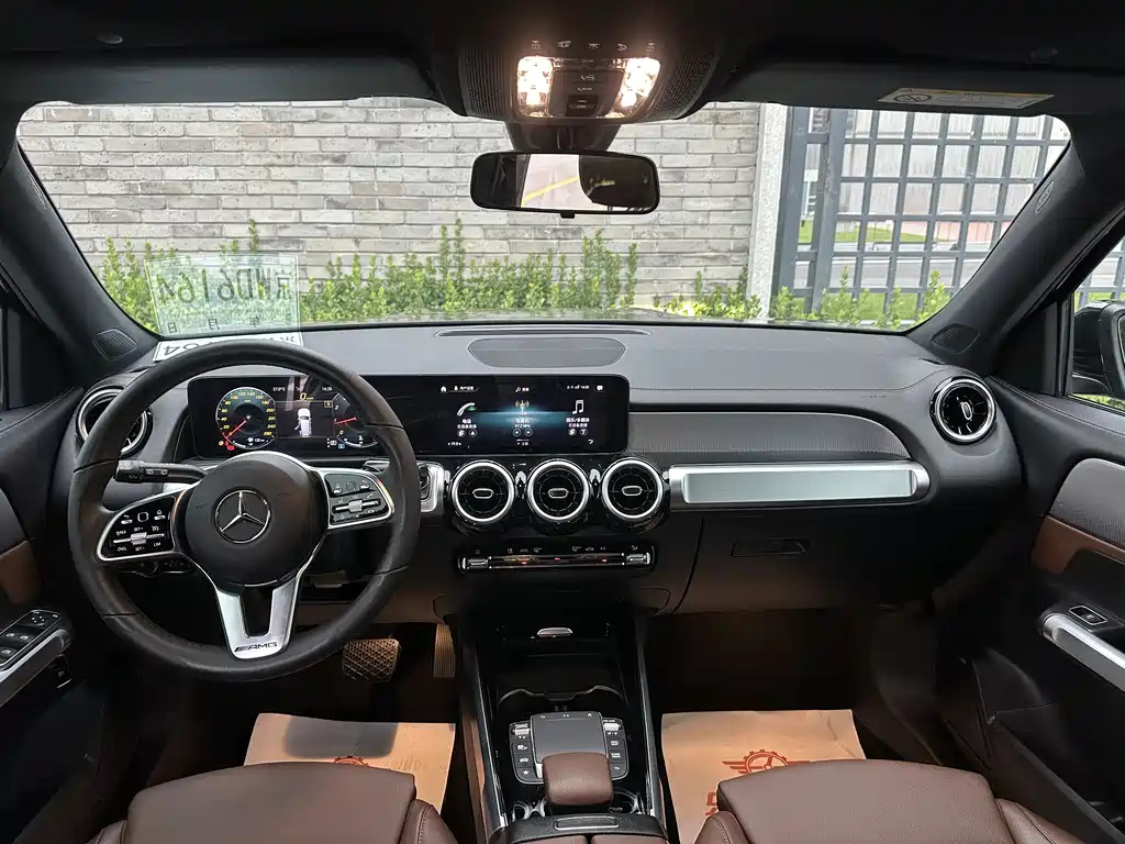 MERCEDES BENZ GLB 2022