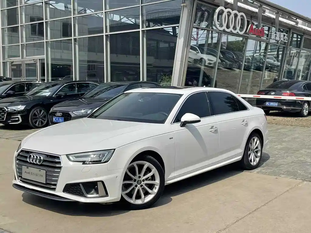AUDI A4L 2019