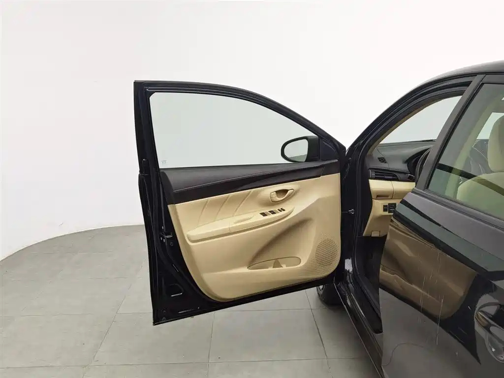 TOYOTA VIOS 2014