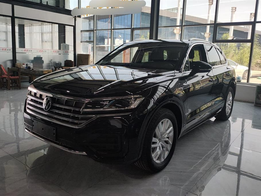 VOLKSWAGEN TOUAREG 2021