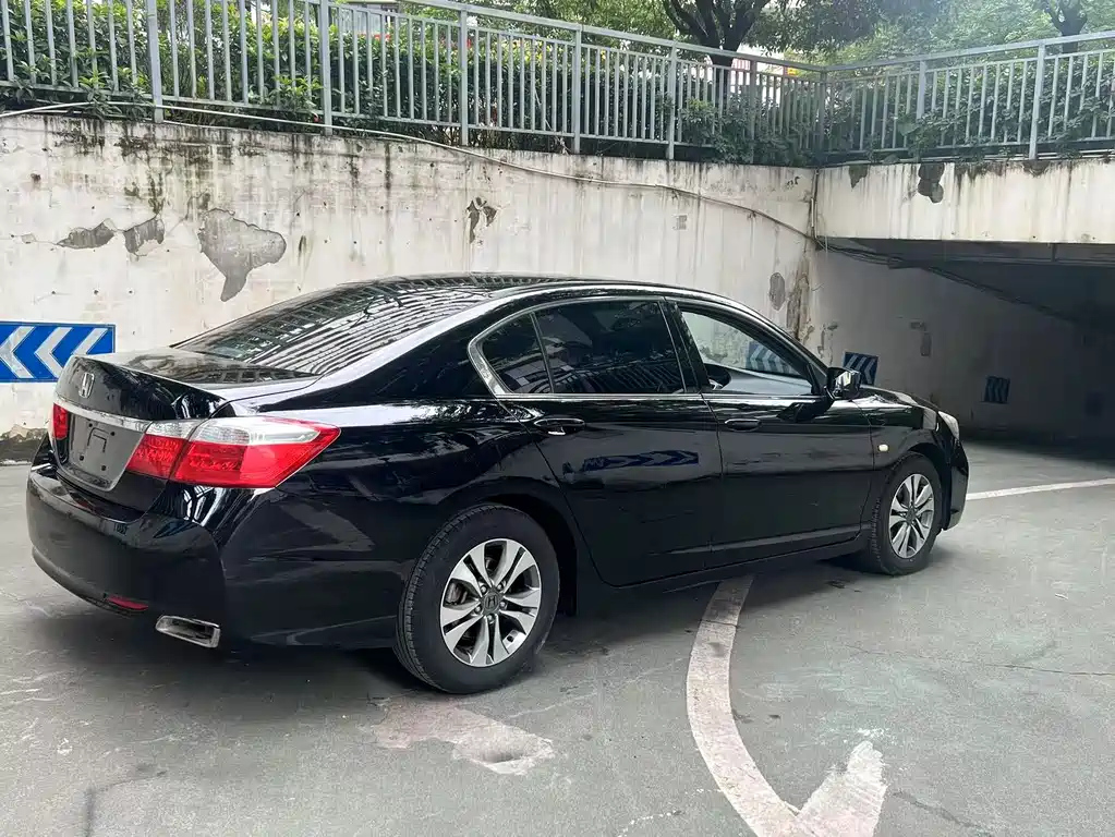 HONDA ACCORD 2015