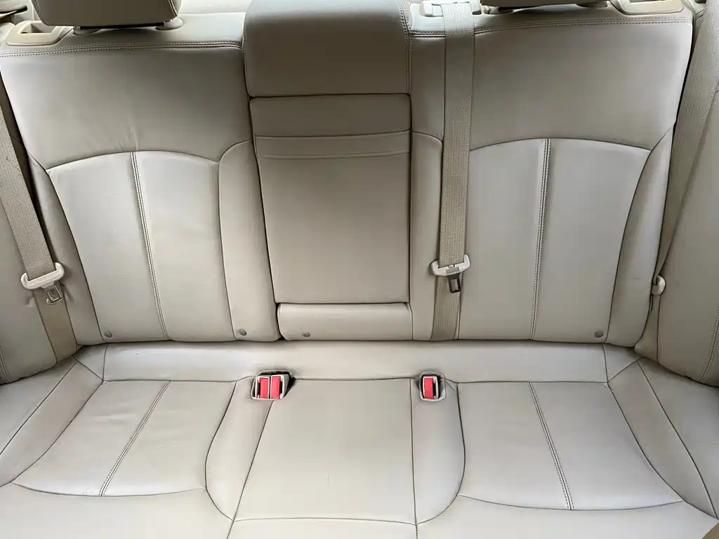 BUICK LACROSSE 2011