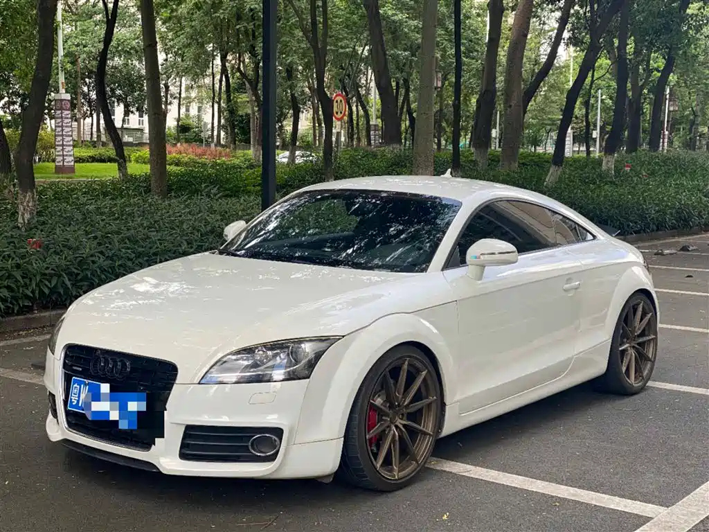 AUDI TT 2011
