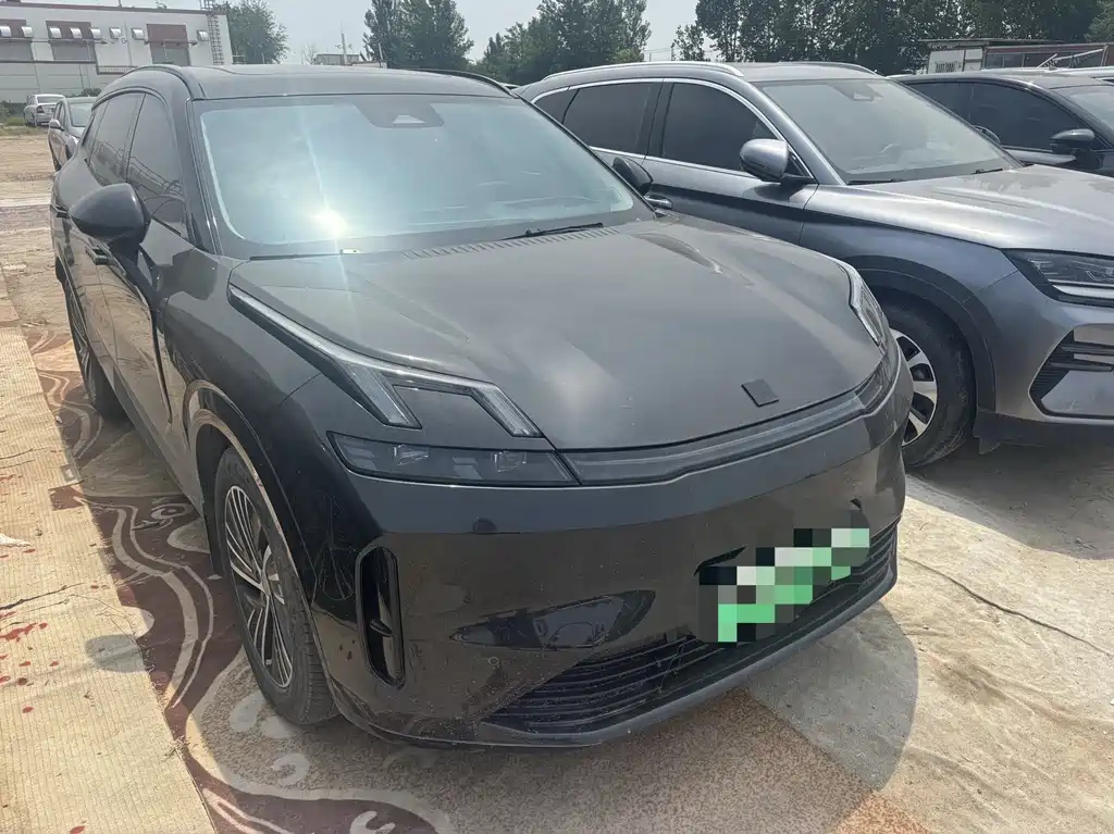 LYNK&CO 08 NEW ENERGY 2023