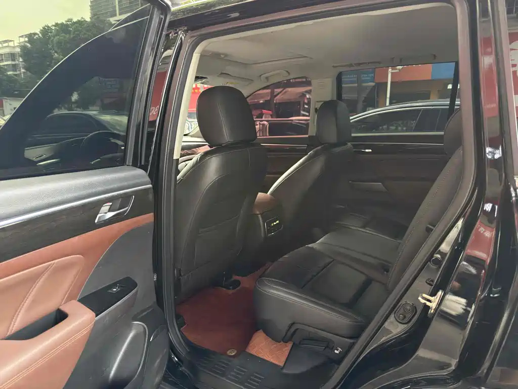 TRUMPCHI GS8 2017