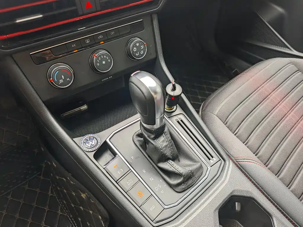 VOLKSWAGEN LAVIDA 2023