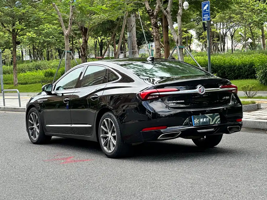 BUICK LACROSSE 2019