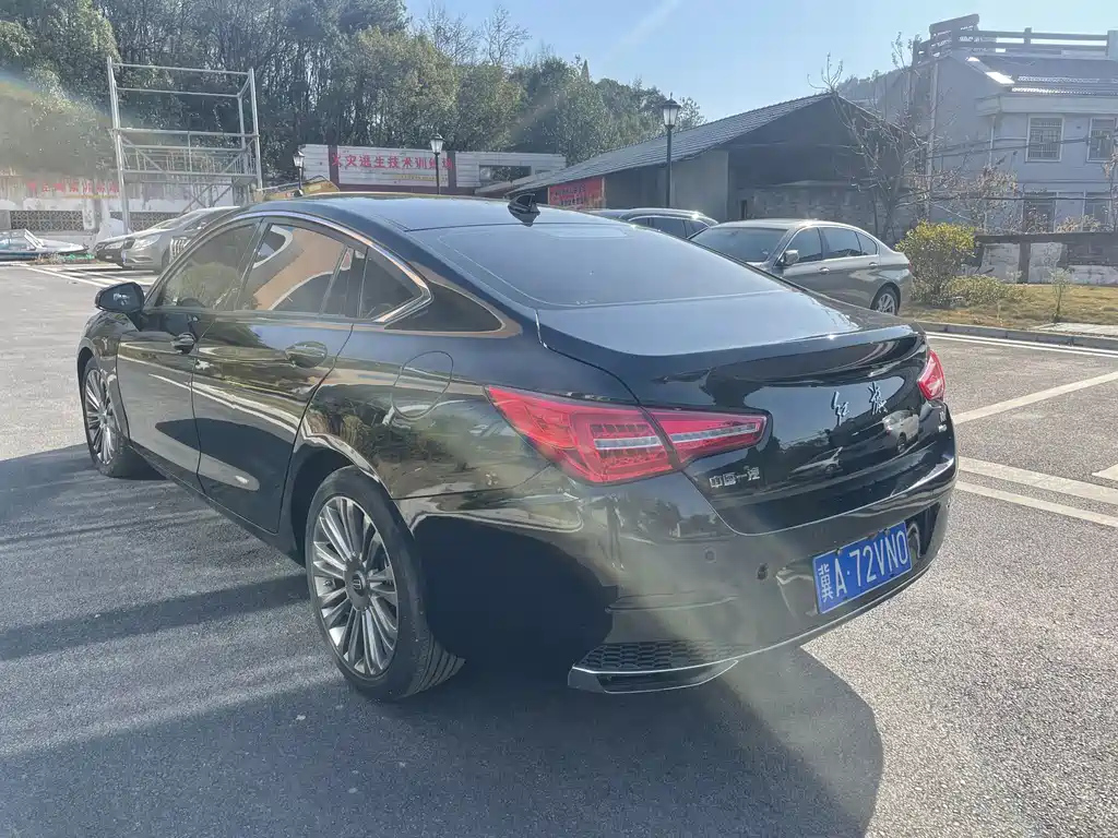 HONGQI H5 2020