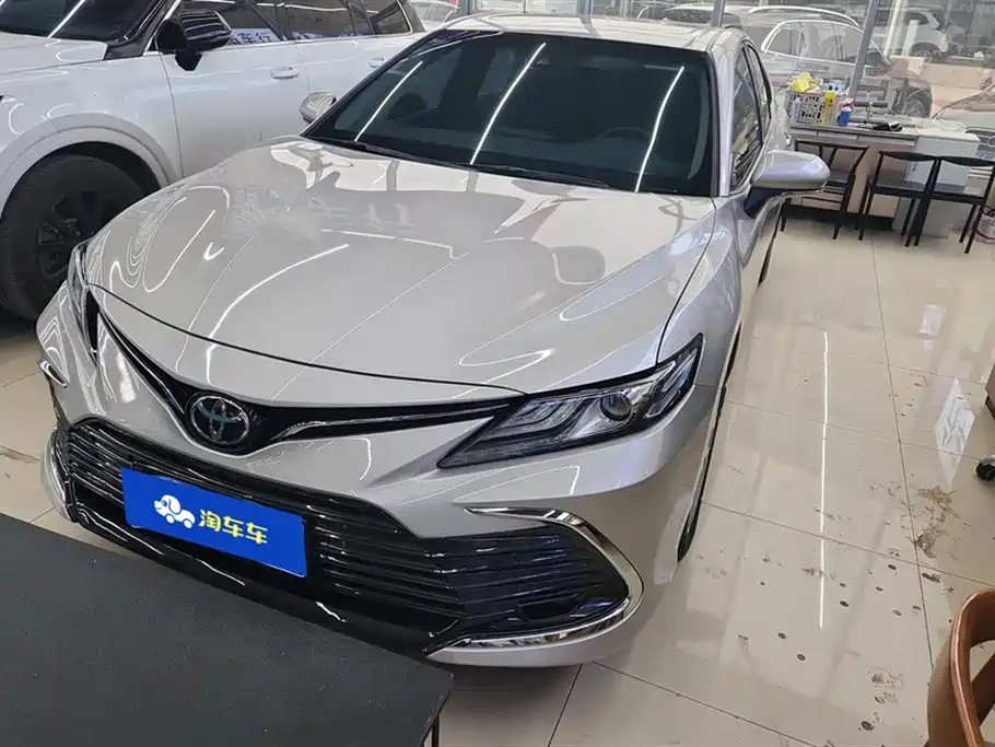 TOYOTA CAMRY 2021
