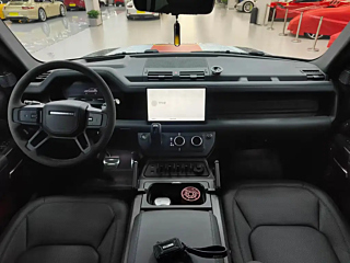 LAND ROVER DEFENDER  2023 YEAR 110 5.0T V8 2023