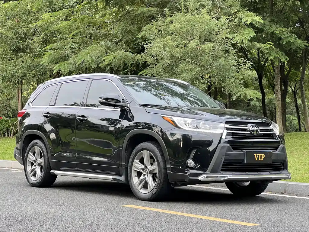 TOYOTA HIGHLANDER 2018